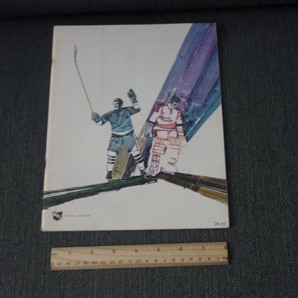 Vintage WHL Official Magazine Denver Spurs 1970-1971 - Picture 6 of 16